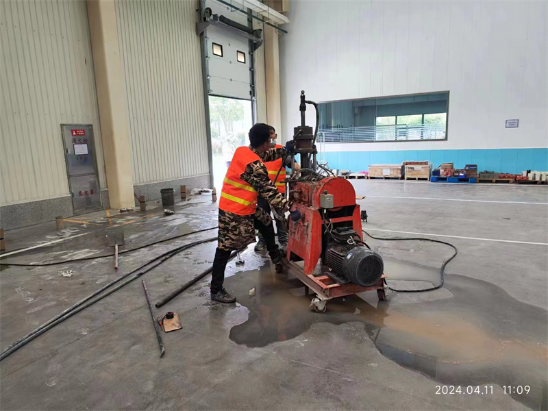 交城厂房地面下沉塌陷注浆加固施工